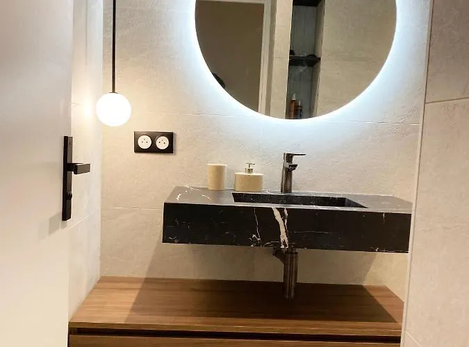 Le Petit Berriat - Centre Apartment *